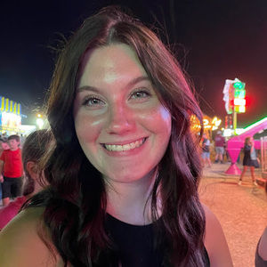 Meet your Posher, Abigail